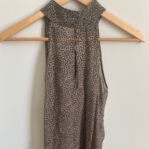 NILI LOTAN Ceyda Top in Khaki Micro Leopard Print - Picture 9 of 13